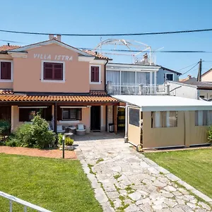 Istra Affittacamere Premantura